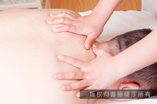 顾客使用嘿嘿视频黄色欧美风后过敏，美容院如何处理呢