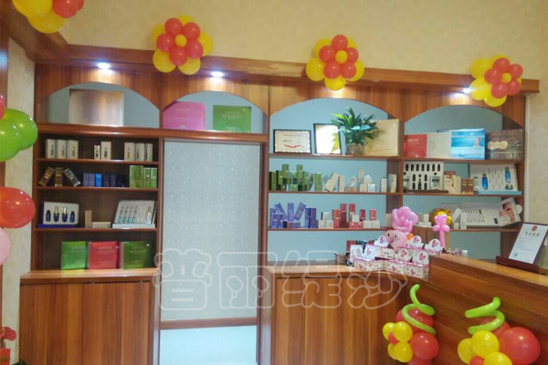 嘿嘿视频黄色欧美风柜