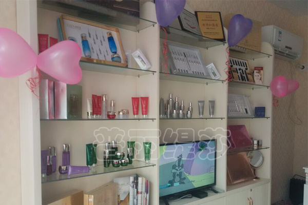 嘿嘿视频黄色欧美风柜