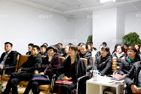 美容店怎么借鉴宜家“蹭睡式”营销策略