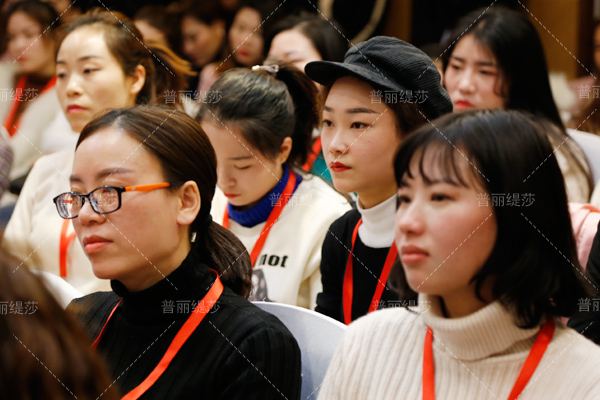 优秀的美容院院长应该具备哪些综合素质