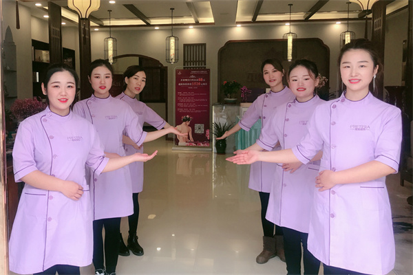 贝丽缇娜河南郏县店开业，美丽体验如约而至！